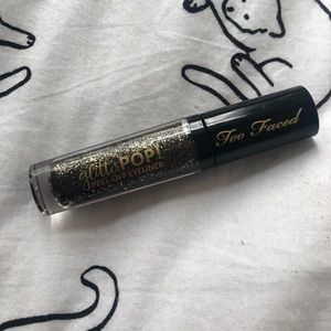 Too Faced Glitter Pop! In “Hey Mr. Dj”